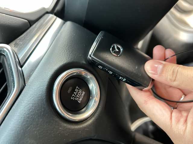 マツダ ＣＸ－８ XD Lパッケージ 岐阜県 2022(令4)年 4.8万km プラチナクォーツメタリック 登録時走行距離：47868km/ワンオーナー/禁煙車/純正ナビ/全方位カメラ/フルセグテレビ・CD・Bluetooth/レーダークルーズコントロール/レーンキープアシスト/ETC/レザーシート/パワーシート/シートヒーター/エアシート/ステアリングヒーター/オートホールド/ドアバイザー/プッシュスタート/スマートキー/純正19インチアルミホイール/保証書/取扱説明書