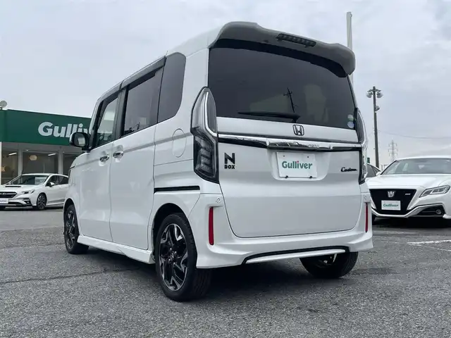 ホンダ Ｎ ＢＯＸ カスタム G L ターボ ホンダセンシング 千葉県 2019(平31)年 5.5万km プラチナホワイトパール ホンダセンシング/・衝突軽減ブレーキ/・レーンキープアシスト/・アダプティブクルーズコントロール/純正8インチSDナビ【VXU-195NBi】/・CD/DVD/MSV/Bluetooth/フルセグ/バックカメラ/両後パワースライドドア/スマートキー/ハーフレザーシート/純正前後ドライブレコーダー/ビルトインETC/パドルシフト/純正15インチアルミホイール/純正LEDヘッドライト/フォグランプ/本革巻きステアリング/ドアバイザー/サイド＆カーテンエアバッグ