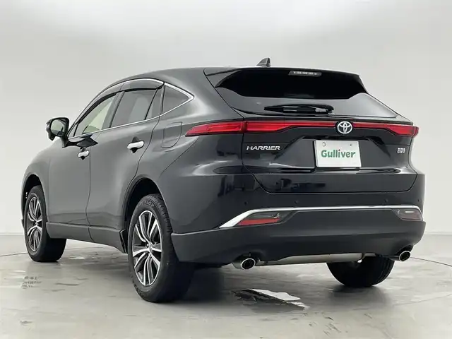 トヨタ ハリアー ハイブリッド G レザーパッケージ 群馬県 2021(令3)年 2.6万km プレシャスブラックパール 純正8インチナビ付ディスプレイオーディオ/・AM/FM/BT/Miracast/ビルトインETC/バックカメラ/トヨタセーフティセンス/プリクラッシュセーフティ/レーントレーシングアシスト/レーダークルーズコントロール（全車速追従機能付）/アダプティブハイビームシステム/ロードサインアシスト/BSM/デジタルインナーミラー録画機能付/黒レザーシート/シートヒーター/ベンチレーション/パワーバックドア/ステアリングヒーター/パワーシート/スマートキー/プッシュスタート