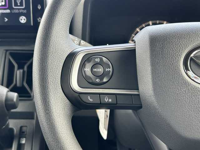 ダイハツ タフト X 島根県 2023(令5)年 0.7万km クロムグレーメタリック 登録時走行距離6625km/ワンオーナー/純正ディスプレイオーディオ/フルセグテレビ/ApplecarPlay/Bluetooth/USB/HDMI/バックカメラ/ガラスルーフ/衝突軽減ブレーキ/横滑り防止/コーナーセンサー/プッシュスタート/LEDヘッドライト/スマートキー/ヘッドライトレベライザー/ドライブレコーダー/ETC/スタッドレスタイヤ積み込み