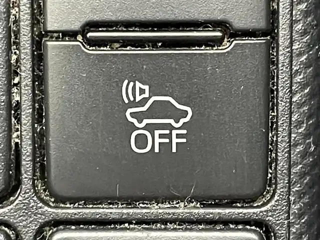 トヨタ アクア S 岡山県 2018(平30)年 5.6万km ホワイトパールクリスタルシャイン 純正ナビ/【Bluetooth/TV/CD/AUX】/バックカメラ/スマートキー/プッシュスタート/純正ドライブレコーダー（前）/コーナーセンサー/フロアマット/ＩＳＯＦＩＸ/ステアリングスイッチ/ドアバイザー/チルトステアリング/シートリフター/ウインカーミラー
