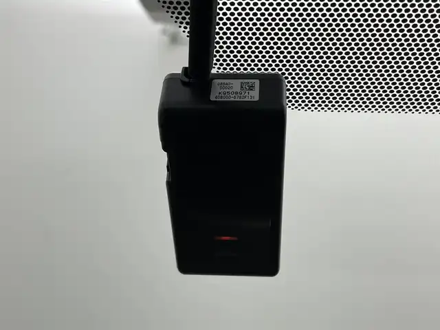 トヨタ アクア S 岡山県 2018(平30)年 5.6万km ホワイトパールクリスタルシャイン 純正ナビ/【Bluetooth/TV/CD/AUX】/バックカメラ/スマートキー/プッシュスタート/純正ドライブレコーダー（前）/コーナーセンサー/フロアマット/ＩＳＯＦＩＸ/ステアリングスイッチ/ドアバイザー/チルトステアリング/シートリフター/ウインカーミラー