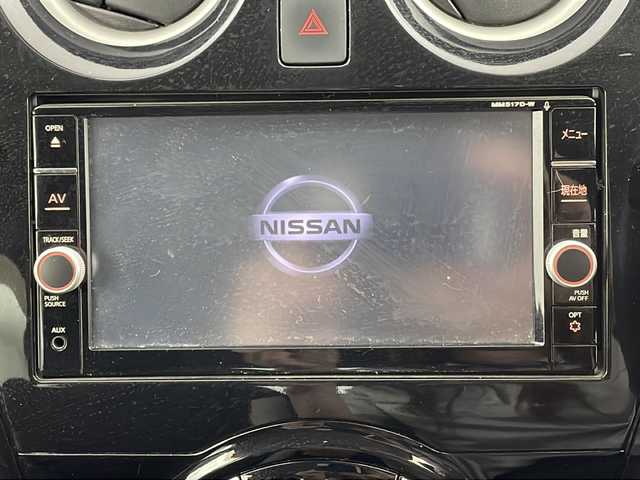 日産 ノート e－パワー X 新潟県 2017(平29)年 5万km ブリリアントホワイトパール 純正ナビ/　　フルセグ/CD/DVD/AUX/BT/アラウンドビューモニター/LEDオートライト/純正14インチアルミホイール/ステアリングスイッチ/オートエアコン/スマートキー/ETC