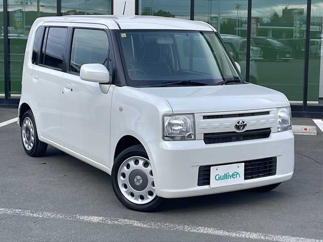 トヨタ ピクシススペース X 道東・釧路十勝 2015(平27)年 7.9万km パールホワイトⅢ ・４WD/・社外SDメモリナビ/（CD・AM・FM・iPod）/・バックカメラ/・スマートキー/・ETC/・革巻きステアリング/・社外フロアマット/・アイドリングストップ/・電動格納ミラー/・保証書/・取扱説明書