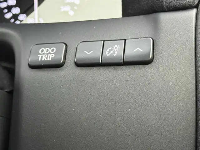 レクサス ＧＳ Ｆ 愛知県 2017(平29)年 8.3万km ダークグレーマイカ 純正SDナビ/（Bluetooth/フルセグTV/USB入力/CD/Blu-ray/DVD/AM/FM）/バックカメラ/レクサスセーフティ/レザーシート/パワーシート/シートクーラー/シートヒーター/ステアリングヒーター/メモリシート/電動シェード/ドライブレコーダー/ETC2.0/純正フロアマット/ドアバイザー/パドルシフト/オートライト/ステアリングリモコン/防眩ミラー/電動格納ミラー/サンシェード