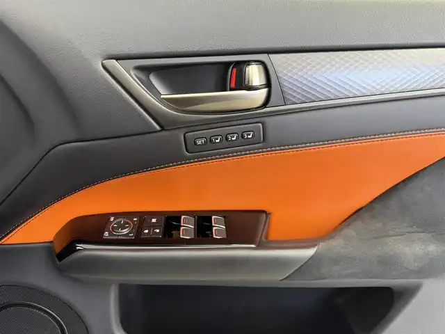 レクサス ＧＳ Ｆ 愛知県 2017(平29)年 8.3万km ダークグレーマイカ 純正SDナビ/（Bluetooth/フルセグTV/USB入力/CD/Blu-ray/DVD/AM/FM）/バックカメラ/レクサスセーフティ/レザーシート/パワーシート/シートクーラー/シートヒーター/ステアリングヒーター/メモリシート/電動シェード/ドライブレコーダー/ETC2.0/純正フロアマット/ドアバイザー/パドルシフト/オートライト/ステアリングリモコン/防眩ミラー/電動格納ミラー/サンシェード