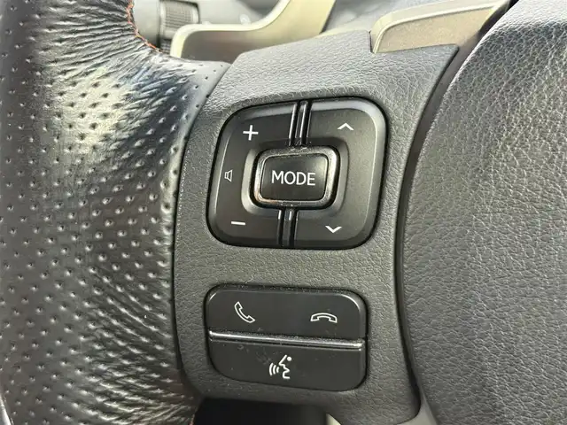 レクサス ＧＳ Ｆ 愛知県 2017(平29)年 8.3万km ダークグレーマイカ 純正SDナビ/（Bluetooth/フルセグTV/USB入力/CD/Blu-ray/DVD/AM/FM）/バックカメラ/レクサスセーフティ/レザーシート/パワーシート/シートクーラー/シートヒーター/ステアリングヒーター/メモリシート/電動シェード/ドライブレコーダー/ETC2.0/純正フロアマット/ドアバイザー/パドルシフト/オートライト/ステアリングリモコン/防眩ミラー/電動格納ミラー/サンシェード