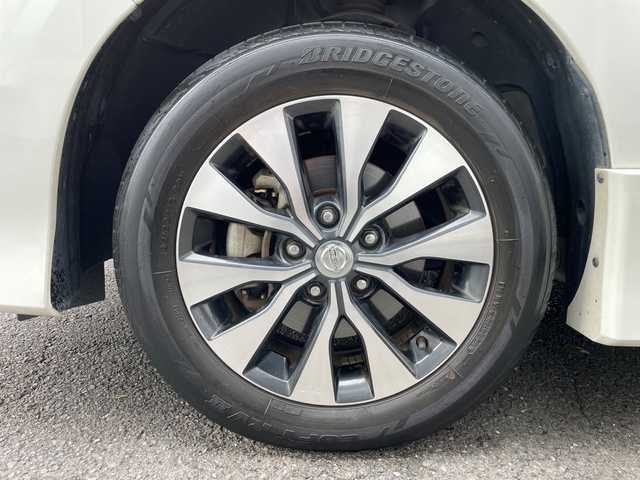 日産 セレナ ハイウェイスターVセレクションⅡ 大分県 2019(平31)年 5.1万km ブリリアントホワイトパール ・外部検査済み/・車検Ｒ８年６月まで/・純正９インチメーカーオプション/・ＣＤ/DVD/Bluetooth/・フルセグTV/・アラウンドビューモニター/・両側電動スライドドア/・レーダーブレーキ/・クルーズコントロール/・ＬＥＤヘッドライト/・スリップコントロール/・アイドリングストップ/・ドライブレコーダー/・ＥＴＣ/・スマートキー/・プッシュスタート/・フロアマット/・ドアバイザー/・新車保証書/・取扱説明書