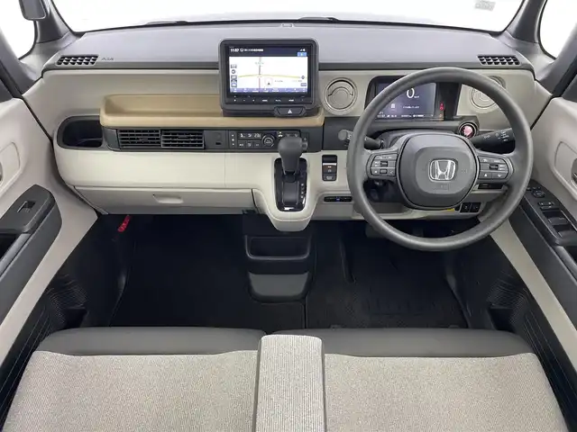 ホンダ Ｎ ＢＯＸ 富山県 2024(令6)年 0.5万km クリスタルブラックパール 純正8型ナビ（AM/FM/BT/フルセグ）/バックカメラ/ETC/片側パワースライドドア/衝突被害軽減システム/レーダークルーズコントロール/レーンキープアシスト/コーナーセンサー/横滑り防止装置/オートLEDライト/純正フロアマット/オートホールド付電子パーキング/ステアリングスイッチ/スマートキー/スペアキー