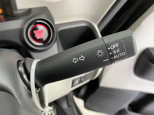 ホンダ Ｎ ＢＯＸ 富山県 2024(令6)年 0.5万km クリスタルブラックパール 純正8型ナビ（AM/FM/BT/フルセグ）/バックカメラ/ETC/片側パワースライドドア/衝突被害軽減システム/レーダークルーズコントロール/レーンキープアシスト/コーナーセンサー/横滑り防止装置/オートLEDライト/純正フロアマット/オートホールド付電子パーキング/ステアリングスイッチ/スマートキー/スペアキー
