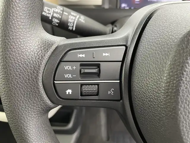 ホンダ Ｎ ＢＯＸ 富山県 2024(令6)年 0.5万km クリスタルブラックパール 純正8型ナビ（AM/FM/BT/フルセグ）/バックカメラ/ETC/片側パワースライドドア/衝突被害軽減システム/レーダークルーズコントロール/レーンキープアシスト/コーナーセンサー/横滑り防止装置/オートLEDライト/純正フロアマット/オートホールド付電子パーキング/ステアリングスイッチ/スマートキー/スペアキー
