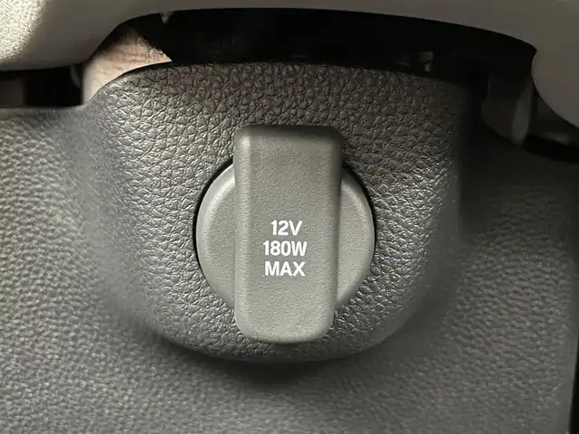 ホンダ Ｎ ＢＯＸ 富山県 2024(令6)年 0.5万km クリスタルブラックパール 純正8型ナビ（AM/FM/BT/フルセグ）/バックカメラ/ETC/片側パワースライドドア/衝突被害軽減システム/レーダークルーズコントロール/レーンキープアシスト/コーナーセンサー/横滑り防止装置/オートLEDライト/純正フロアマット/オートホールド付電子パーキング/ステアリングスイッチ/スマートキー/スペアキー