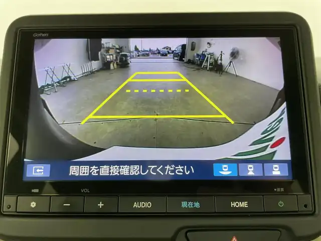 ホンダ Ｎ ＢＯＸ 富山県 2024(令6)年 0.5万km クリスタルブラックパール 純正8型ナビ（AM/FM/BT/フルセグ）/バックカメラ/ETC/片側パワースライドドア/衝突被害軽減システム/レーダークルーズコントロール/レーンキープアシスト/コーナーセンサー/横滑り防止装置/オートLEDライト/純正フロアマット/オートホールド付電子パーキング/ステアリングスイッチ/スマートキー/スペアキー