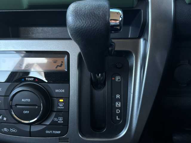 スズキ ハスラー Jスタイル 山梨県 2015(平27)年 3.9万km クールカーキパールメタリック/ホワイト2トーンルーフ 社外ナビ　/前席シートヒーター　/純正フロアマット　/前方ドライブレコーダー　/純正アルミホイール　/ＥＴＣ　/バックカメラ　/ベンチシート　/横滑り防止機能　/衝突軽減システム