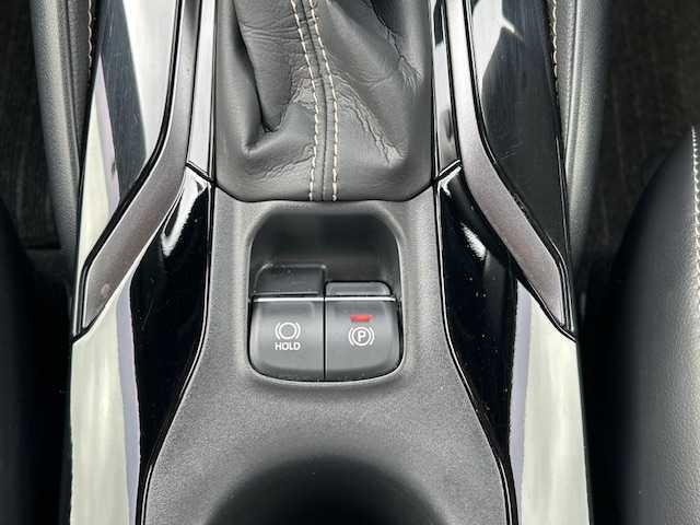 トヨタ カローラツーリング ハイブリッド ダブルバイビー 茨城県 2021(令3)年 5.9万km ブラックマイカ 純正ナビゲーション/Bluetooth/フルセグTV/バックカメラ/トヨタセーフティセンス/・プリクラッシュセーフティ/・レーントレーシングアシスト/・レーンディパーチャーアラート/・レーダークルーズコントロール/・オートマチックハイビーム/スマートキー×２/ビルトインETC/ハーフレザーシート/前席シートヒーター/純正17インチAW/オートライト/LEDヘッドライト/保証書、取扱説明書