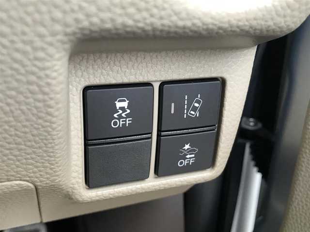 ホンダ Ｎ ＢＯＸ G EX ホンダセンシング 茨城県 2017(平29)年 7.3万km モーニングミストブルーM 純正8インチプレミアムインターナビ【VXU-185NBi】/(地デジTV・CD・DVD・BT・USB・ラジオ再生)/両側パワースライドドア/衝突軽減ブレーキ/コーナーセンサー/レーダークルーズコントロール/レーンアシスト/バックカメラ/ドライブレコーダー/ETC/オートライト/LEDヘッドライト/純正フロアマット/スマートキー/スペアキー/レザー調シートカバー