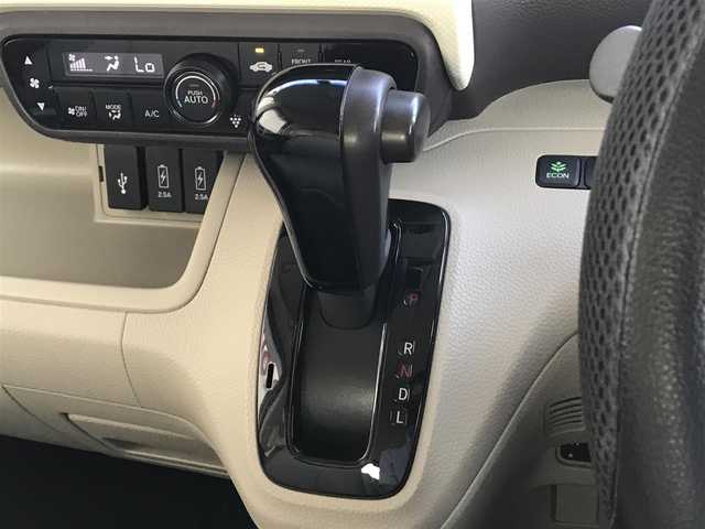 ホンダ Ｎ ＢＯＸ G EX ホンダセンシング 茨城県 2017(平29)年 7.3万km モーニングミストブルーM 純正8インチプレミアムインターナビ【VXU-185NBi】/(地デジTV・CD・DVD・BT・USB・ラジオ再生)/両側パワースライドドア/衝突軽減ブレーキ/コーナーセンサー/レーダークルーズコントロール/レーンアシスト/バックカメラ/ドライブレコーダー/ETC/オートライト/LEDヘッドライト/純正フロアマット/スマートキー/スペアキー/レザー調シートカバー