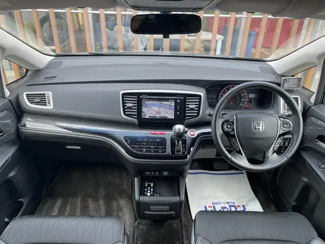 ホンダ オデッセイ アブソルート EX 鳥取県 2014(平26)年 11.7万km ホワイトオーキッドパール (株)IDOMが運営する【じしゃロン鳥取店】の自社ローン専用車両になります。こちらは現金またはオートローンご利用時の価格です。自社ローンご希望の方は別途その旨お申付け下さい/4WD/純正メーカーナビ/・フルセグ/CD/DVD/BT/全方位カメラ/純正フリップダウンモニター/両側パワースライドドア/ホンダセンシング搭載/レーダークルーズコントロール/衝突被害軽減ブレーキ/革巻きステアリング/ステアリングスイッチ/パドルシフト/LEDオートライト/ビルトインETC/ハーフレザーシート/パワーシート/スマートキー/プッシュスタート