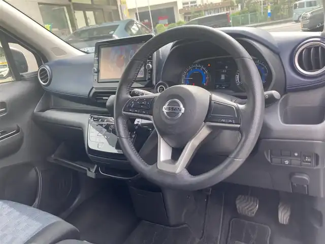 日産 デイズ ハイウェイスターX 兵庫県 2021(令3)年 1万km ホワイトパール ワンオーナー/純正SDナビ/FM/AM/フルセグTV/Bluetooth/CD/DVD/全方位カメラ/ドライブレコーダー前後ナビ連動/ETC/走行支援/レーンキープアシスト/コーナーセンサー/ステアリングスイッチ/LEDヘッドライト/オートライト/純正アルミホイール/プッシュスタート/電動格納ミラー/スマートキー×2/整備記録簿R4、5、6、7年/取扱説明書/保証書