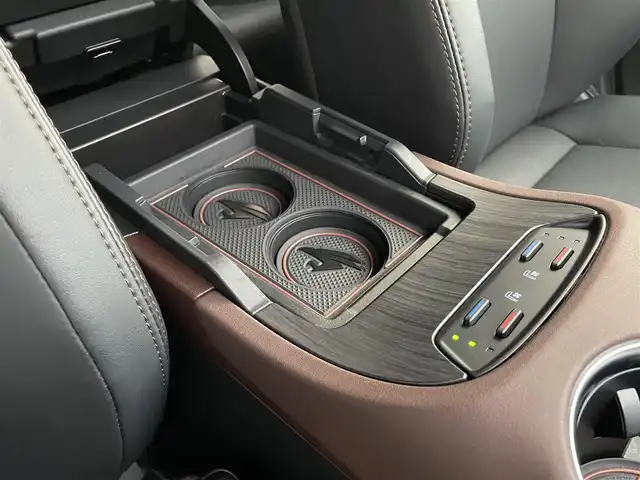 トヨタ ハリアー Z レザーパッケージ 大阪府 2020(令2)年 1.4万km プレシャスブラックパール ワンオーナー/フルモデリスタエアロ(F/S/R)/ナビ機能付ディスプレイオーディオ/BT/USB/AUX/TV/AppleCarPlay/AndroidAuto/360度カメラ/JBLサウンド/本革シート/前席パワーシート/前席シートヒーター/前席エアシート/ステアリングヒーター/追従機能付きクルーズコントロール/レーンキープアシスト/ブラインドスポットモニター/ヘッドアップディスプレイ/前後コーナーセンサー/録画機能付きデジタルインナーミラー/LEDヘッドライト/フロントフォグ/オートハイビーム/純正フロアマット/純正19インチAW/AC100V充電/リバース連動電格ミラー/GRドアハンドルプロテクター/モデリスタドレスアップ/　-フードガーニッシュ/　-フロントグリルガーニッシュ/　-ミラーガーニッシュ/　-バックドアエアロプレート/　-バックドアガーニッシュ/　-ラゲージLED/スペアキー/ETC2.0
