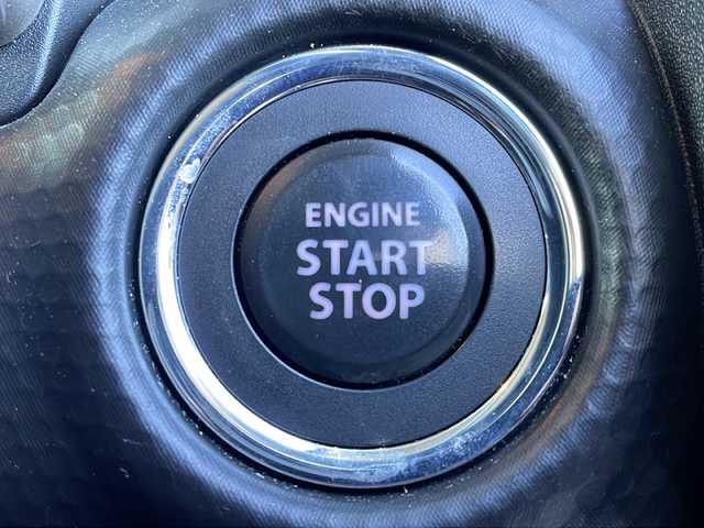 スズキ ハスラー Jスタイル Ⅱ 岐阜県 2022(令4)年 2.5万km クールカーキパールメタリック/ソフトベージュメタリック 登録時走行距離24468km/純正８インチナビ/フルセグＴＶ/禁煙車/デュアルカメラブレーキサポート/クルーズコントロール/レーンキープアシスト/コーナーセンサー/純正アルミホイール/ＬＥＤヘッドライト/オートライト/フォグランプ/プッシュスタート/スマートキー/スペアキー/シートヒーター/純正フロアマット/Bluetooth接続/CDチェンジャー/ドアバイザー/ツートンカラー/アイドリングストップ