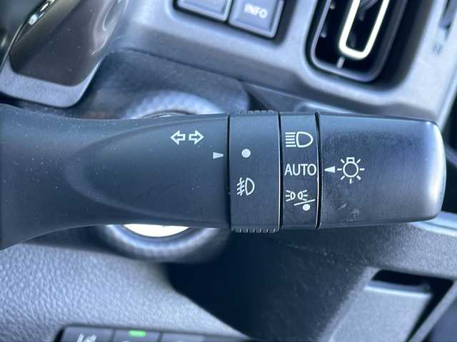 スズキ ハスラー Jスタイル Ⅱ 岐阜県 2022(令4)年 2.5万km クールカーキパールメタリック/ソフトベージュメタリック 登録時走行距離24468km/純正８インチナビ/フルセグＴＶ/禁煙車/デュアルカメラブレーキサポート/クルーズコントロール/レーンキープアシスト/コーナーセンサー/純正アルミホイール/ＬＥＤヘッドライト/オートライト/フォグランプ/プッシュスタート/スマートキー/スペアキー/シートヒーター/純正フロアマット/Bluetooth接続/CDチェンジャー/ドアバイザー/ツートンカラー/アイドリングストップ