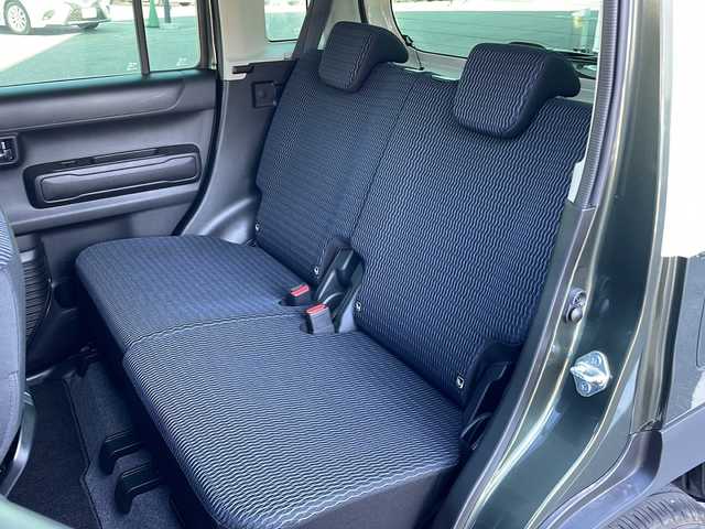 スズキ ハスラー Jスタイル Ⅱ 岐阜県 2022(令4)年 2.5万km クールカーキパールメタリック/ソフトベージュメタリック 登録時走行距離24468km/純正８インチナビ/フルセグＴＶ/禁煙車/デュアルカメラブレーキサポート/クルーズコントロール/レーンキープアシスト/コーナーセンサー/純正アルミホイール/ＬＥＤヘッドライト/オートライト/フォグランプ/プッシュスタート/スマートキー/スペアキー/シートヒーター/純正フロアマット/Bluetooth接続/CDチェンジャー/ドアバイザー/ツートンカラー/アイドリングストップ