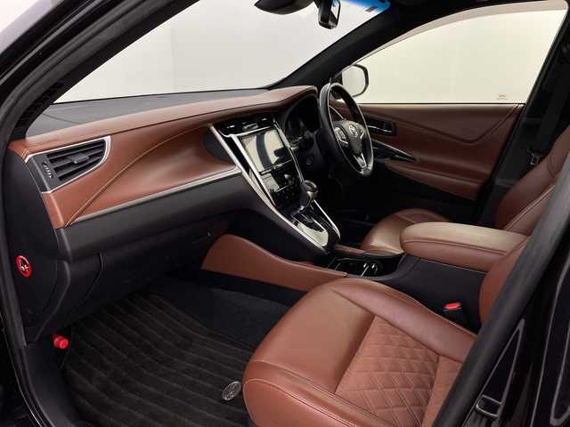 トヨタ ハリアー プレミアム 新潟県 2018(平30)年 5.8万km スパークリングブラックパールクリスタルシャイン アルパイン9型　型式X9Z/CD/DVD/BT/バックカメラ/ETC/フルセグ/パワーバックドア/トヨタセーフティセンス/コーナーセンサー/LED/冬タイヤ4本付き/パワーシート　D席/新車時保証書/取扱説明書