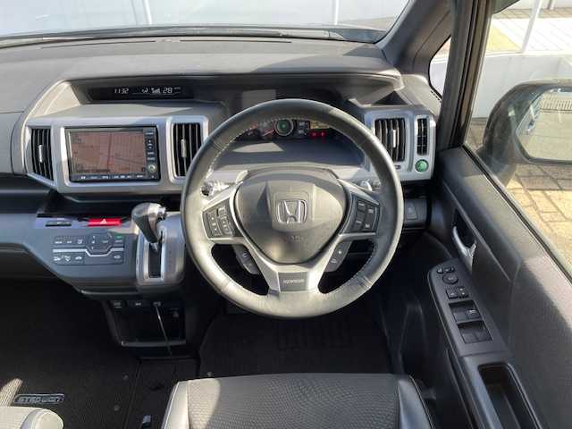 ホンダ ステップワゴン スパーダ Z クールスピリット 富山県 2013(平25)年 9.1万km プレミアムスパークルブラックパール (株)IDOMが運営する【じしゃロン富山店】の自社ローン対象車両になります。こちらは現金ご利用時の価格です。自社ローンご希望の方は別途その旨お申付け下さい。/純正インターナビ/FM/AM/CD/DVD/TV/HDD/USB/ビデオ入力端子/バックカメラ/ETC/前方ドライブレコーダー/両側パワースライドドア/横滑り防止/クルコン/7人乗り/ハーフレザーシート/スマートキー