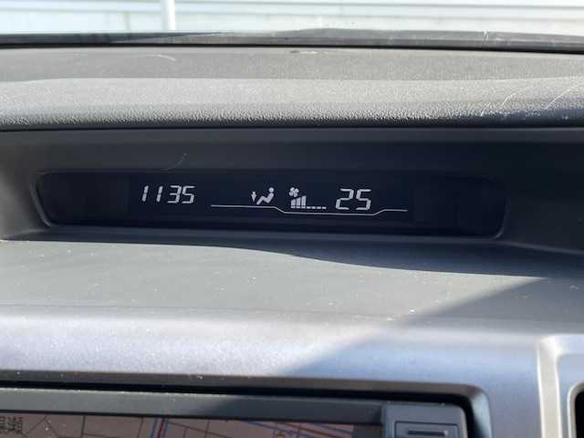 ホンダ ステップワゴン スパーダ Z クールスピリット 富山県 2013(平25)年 9.1万km プレミアムスパークルブラックパール (株)IDOMが運営する【じしゃロン富山店】の自社ローン対象車両になります。こちらは現金ご利用時の価格です。自社ローンご希望の方は別途その旨お申付け下さい。/純正インターナビ/FM/AM/CD/DVD/TV/HDD/USB/ビデオ入力端子/バックカメラ/ETC/前方ドライブレコーダー/両側パワースライドドア/横滑り防止/クルコン/7人乗り/ハーフレザーシート/スマートキー