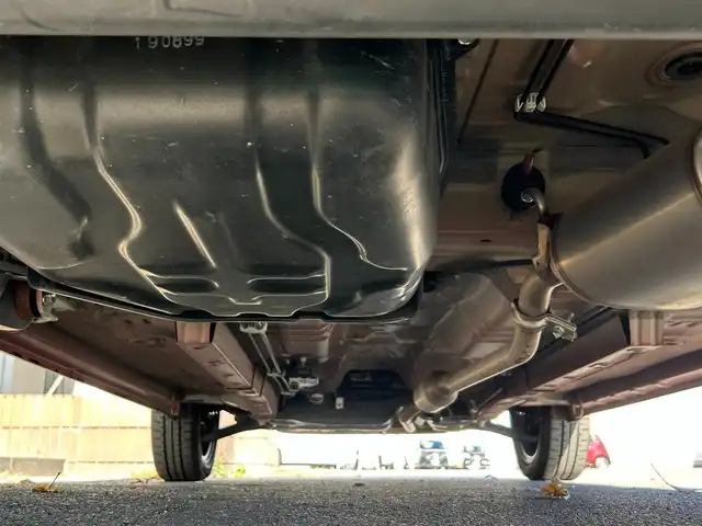 スズキ ハスラー J ブラックインテリアパッケージ 静岡県 2019(令1)年 4.5万km フェニックスレッドパール/ホワイト2トーンルーフ 純正8インチメモリーナビ/（FM/AM/CD/DVD/Bluetooth）/純正８インチメモリーナビ横滑り防止システム/レーンキープアシスト/全周囲カメラ/ビルトインETC/オートライト/ドライブレコーダー/前席シートヒーター/フルフラットシート/ベンチシート/アイドリングストップ/純正フロアマット/オートライト/純正15AW