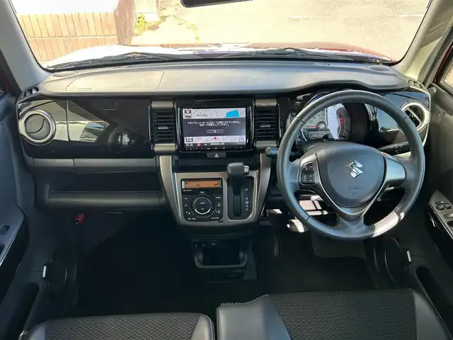 スズキ ハスラー J ブラックインテリアパッケージ 静岡県 2019(令1)年 4.5万km フェニックスレッドパール/ホワイト2トーンルーフ 純正8インチメモリーナビ/（FM/AM/CD/DVD/Bluetooth）/純正８インチメモリーナビ横滑り防止システム/レーンキープアシスト/全周囲カメラ/ビルトインETC/オートライト/ドライブレコーダー/前席シートヒーター/フルフラットシート/ベンチシート/アイドリングストップ/純正フロアマット/オートライト/純正15AW