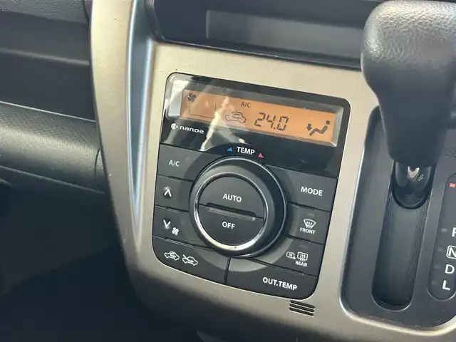 スズキ ハスラー J ブラックインテリアパッケージ 静岡県 2019(令1)年 4.5万km フェニックスレッドパール/ホワイト2トーンルーフ 純正8インチメモリーナビ/（FM/AM/CD/DVD/Bluetooth）/純正８インチメモリーナビ横滑り防止システム/レーンキープアシスト/全周囲カメラ/ビルトインETC/オートライト/ドライブレコーダー/前席シートヒーター/フルフラットシート/ベンチシート/アイドリングストップ/純正フロアマット/オートライト/純正15AW