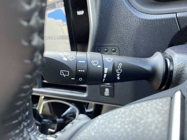 トヨタ ノア Si ダブルバイビーⅢ 京都府 2021(令3)年 2.8万km ホワイトパールクリスタルシャイン ワンオーナー/純正ナビ　NSZN-Z68T/FM/AM/CD/DVD/Bluetooth Audio/フルセグTV/バックカメラ/両側パワースライドドア/フリップダウンモニター/デジタルインナーミラー/TEIN車高調/ZERO1000エアクリーナー/クルーズコントロール/衝突軽減/車線逸脱/コーナーセンサー/ハーフレザーシート/前後ドラレコ/ビルトインETC/アイドリングストップ/純正フロアマット/純正ドアバイザー/純正AW