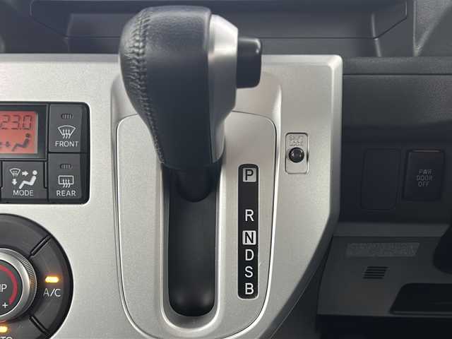 ダイハツ ウェイク G SA 宮城県 2015(平27)年 6.1万km プラムブラウンクリスタルマイカ 禁煙車/両側パワースライドドア/衝突軽減ブレーキ/社外7型ナビ/・CD・DVD・SD・USB/ワンセグTV/バックカメラ/ETC/革巻きステアリング/ステアリングスイッチ/LEDヘッドライト/フォグライト/ロールサンシェード/純正フロアマット/純正ドアバイザー/純正15インチアルミホイール/プッシュスタート/スマートキー/横滑り防止装置