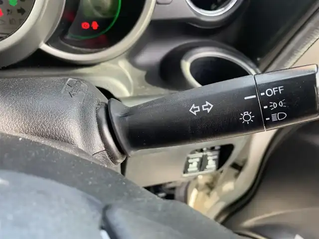 ホンダ Ｎ ＢＯＸ G SSパッケージ 大分県 2013(平25)年 6.1万km プレミアムホワイトパール ・社外SDナビ(NX612)/・フルセグ/・ステアリングスイッチ/・純正14インチアルミホイール/・両側パワースライド