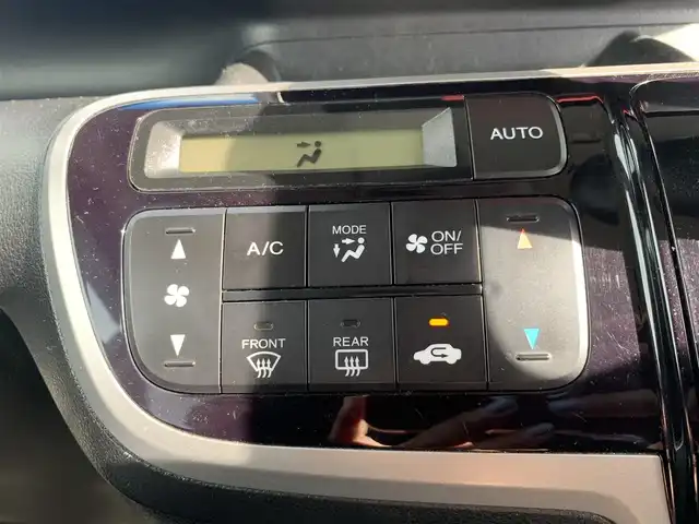 ホンダ Ｎ ＢＯＸ G SSパッケージ 大分県 2013(平25)年 6.1万km プレミアムホワイトパール ・社外SDナビ(NX612)/・フルセグ/・ステアリングスイッチ/・純正14インチアルミホイール/・両側パワースライド