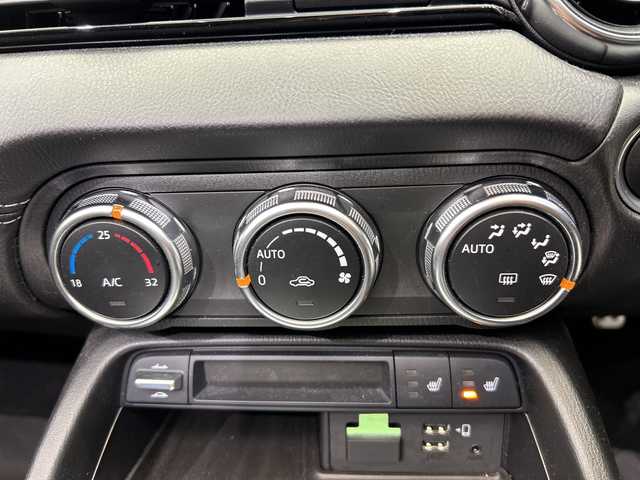 マツダ ロードスター ＲＦ S 栃木県 2022(令4)年 3.3万km マシーングレープレミアムM ６MT/メモリーナビ/（Bluetooth/USB）/衝突軽減システム/リアコーナーセンサーETC/ドライブレコーダー/禁煙車/レザーシート/シートヒーター/オートライト/LEDヘッドライト/横滑り防止装置/スマートキー/プッシュスタート/電動格納ミラー/本革ステアリング/純正アルミホイール