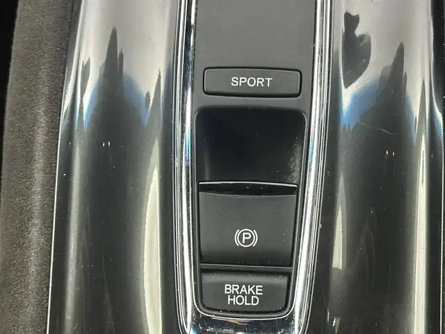 ホンダ ヴェゼル ハイブリッド RS ホンダセンシング 愛知県 2018(平30)年 9.1万km 黒 純正ナビ　/（フルセグ／ＢＴ／ＣＤ／ＤＶＤ）　/衝突軽減システム　/レーダークルーズコントロール　/バックカメラ　/横滑り防止装置　/レーンキープアシスト　/ドラレコ　/前席シートヒーター　/ビルトインETC　/純正AW