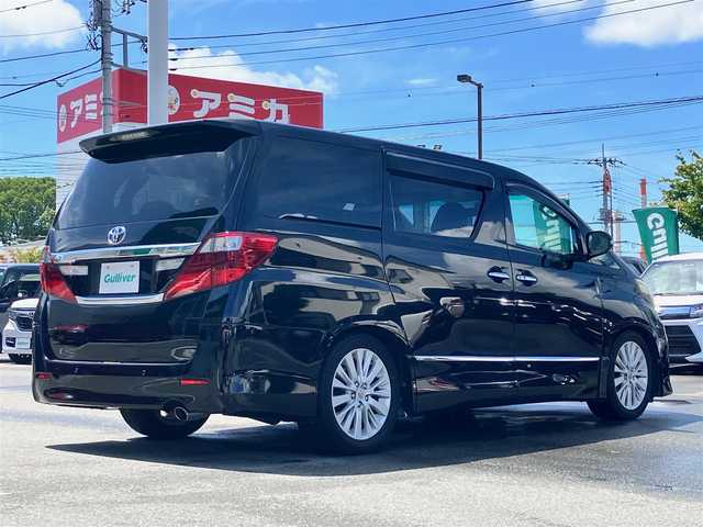 トヨタ アルファード 240S 静岡県 2012(平24)年 10.6万km ブラック エンジンスタートボタン/パワーステアリング/パワーウィンドウ/スマートキー/スペアキー/Wオートエアコン/ETC/純正8インチナビ/バックカメラ/三列シート/サンルーフ/純正フロアマット/純正アルミホイール/両側パワースライドドア/ABS/横滑り防止装置/コーナーセンサー前後/オートライト/W＋サイドエアバック/カーテンエアバック