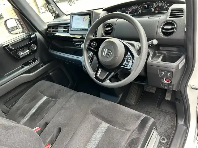 ホンダ Ｎ ＢＯＸ カスタム L 愛知県 2021(令3)年 3.4万km プラチナホワイトパール 両側パワースライドドア/純正ナビ/フルセグテレビ/バックカメラ/シートヒーター/Bluetooth/プッシュスタート/クルコン/CMBS/VSA/LKAS/パーキングセンサー/ドラレコ前後/ETC/純正アルミホイール/フォグランプ/取説、保証書、スペアキー