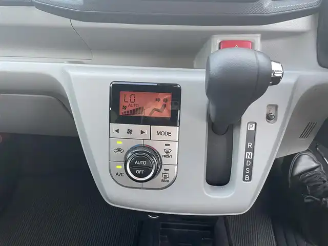 トヨタ ピクシスエポック G SAⅢ 富山県 2019(令1)年 2.7万km マゼンタベリーマイカM ４ＷＤ／/７インチＳＤナビ／/Ｂｌｕｅｔｏｏｔｈ／/ＣＤ再生／/バックカメラ／/ＬＥＤオートライト／/シートカバー／/スマートキー／/プッシュスタート／/アイドリングストップ/コーナーセンサー／/オートマチックハイビーム／/スマートアシスト
