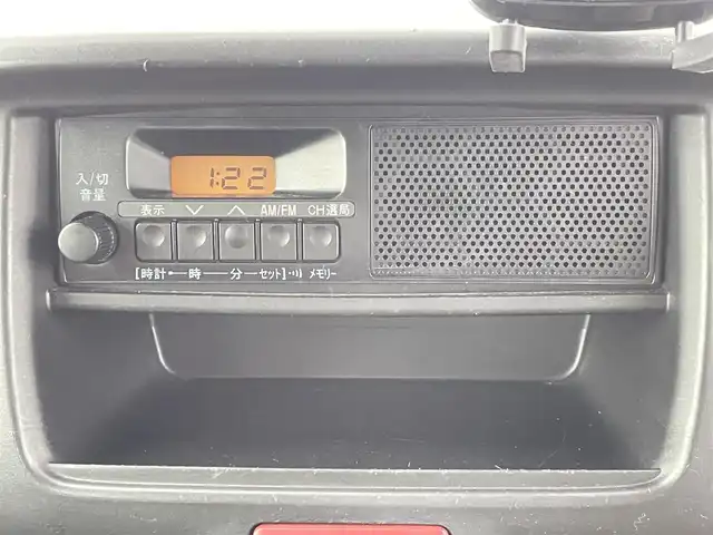 スズキ エブリイ PC 千葉県 2021(令3)年 4.9万km スペリアホワイト 禁煙車/セーフティサポート/・デュアルカメラブレーキサポート/・誤発進抑制機能/・車線逸脱警報機能/・ふらつき警報機能/・先行車発進お知らせ機能/・ハイビームアシスト/HIDヘッドライト/純正12インチアルミホイール/純正フロアマット/ダブルエアバッグ/オートライト