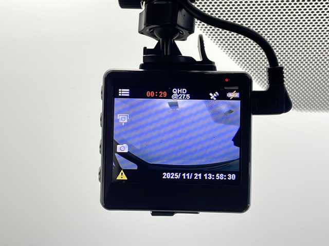 トヨタ ノア ハイブリッド Si ダブルバイビーⅡ 茨城県 2019(令1)年 10.5万km ホワイトパールクリスタルシャイン セーフティーセンス/純正SDナビ/　　CD/DVD/BT/フルセグ/バックカメラ/両側電動スライドドア/クルーズコントロール/LEDオートライト/ハーフレザーシート/シートヒーター/純正16インチアルミホイール/ステアリングスイッチ/USBポート/スマートキー2本/ビルトインETC/禁煙車