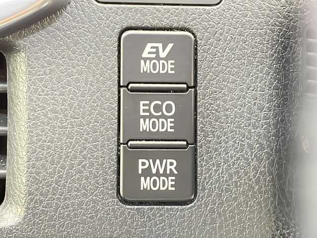 トヨタ ノア ハイブリッド Si ダブルバイビーⅡ 茨城県 2019(令1)年 10.5万km ホワイトパールクリスタルシャイン セーフティーセンス/純正SDナビ/　　CD/DVD/BT/フルセグ/バックカメラ/両側電動スライドドア/クルーズコントロール/LEDオートライト/ハーフレザーシート/シートヒーター/純正16インチアルミホイール/ステアリングスイッチ/USBポート/スマートキー2本/ビルトインETC/禁煙車