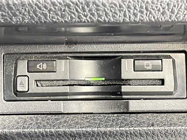 トヨタ ノア ハイブリッド Si ダブルバイビーⅡ 茨城県 2019(令1)年 10.5万km ホワイトパールクリスタルシャイン セーフティーセンス/純正SDナビ/　　CD/DVD/BT/フルセグ/バックカメラ/両側電動スライドドア/クルーズコントロール/LEDオートライト/ハーフレザーシート/シートヒーター/純正16インチアルミホイール/ステアリングスイッチ/USBポート/スマートキー2本/ビルトインETC/禁煙車