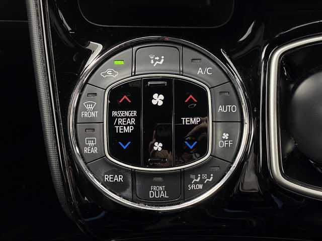 トヨタ ノア ハイブリッド Si ダブルバイビーⅡ 茨城県 2019(令1)年 10.5万km ホワイトパールクリスタルシャイン セーフティーセンス/純正SDナビ/　　CD/DVD/BT/フルセグ/バックカメラ/両側電動スライドドア/クルーズコントロール/LEDオートライト/ハーフレザーシート/シートヒーター/純正16インチアルミホイール/ステアリングスイッチ/USBポート/スマートキー2本/ビルトインETC/禁煙車