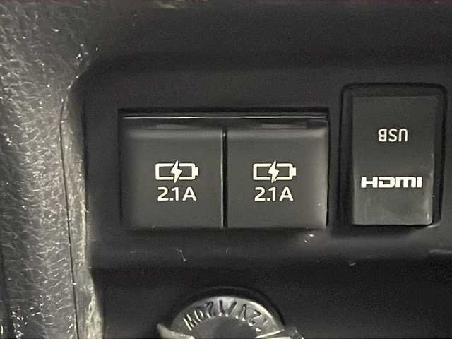 トヨタ ノア ハイブリッド Si ダブルバイビーⅡ 茨城県 2019(令1)年 10.5万km ホワイトパールクリスタルシャイン セーフティーセンス/純正SDナビ/　　CD/DVD/BT/フルセグ/バックカメラ/両側電動スライドドア/クルーズコントロール/LEDオートライト/ハーフレザーシート/シートヒーター/純正16インチアルミホイール/ステアリングスイッチ/USBポート/スマートキー2本/ビルトインETC/禁煙車