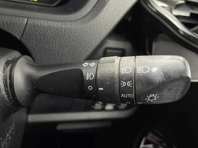 トヨタ ノア ハイブリッド Si ダブルバイビーⅡ 茨城県 2019(令1)年 10.5万km ホワイトパールクリスタルシャイン セーフティーセンス/純正SDナビ/　　CD/DVD/BT/フルセグ/バックカメラ/両側電動スライドドア/クルーズコントロール/LEDオートライト/ハーフレザーシート/シートヒーター/純正16インチアルミホイール/ステアリングスイッチ/USBポート/スマートキー2本/ビルトインETC/禁煙車