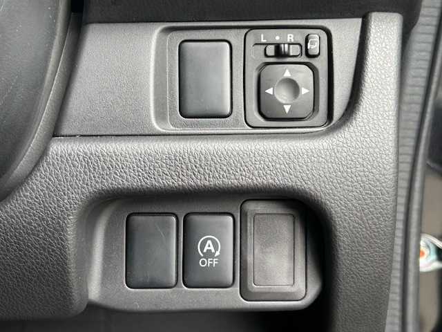 日産 デイズ ハイウェイスターX 高知県 2014(平26)年 7.4万km ブラック (株)IDOMが運営する【じしゃロン高知店】の自社ローン専用車両になります。こちらは現金またはオートローンご利用時の価格です。自社ローンご希望の方は別途その旨お申付け下さい